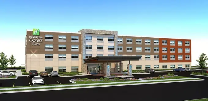 Holiday Inn Express & Suites Fort Myers Airport ......