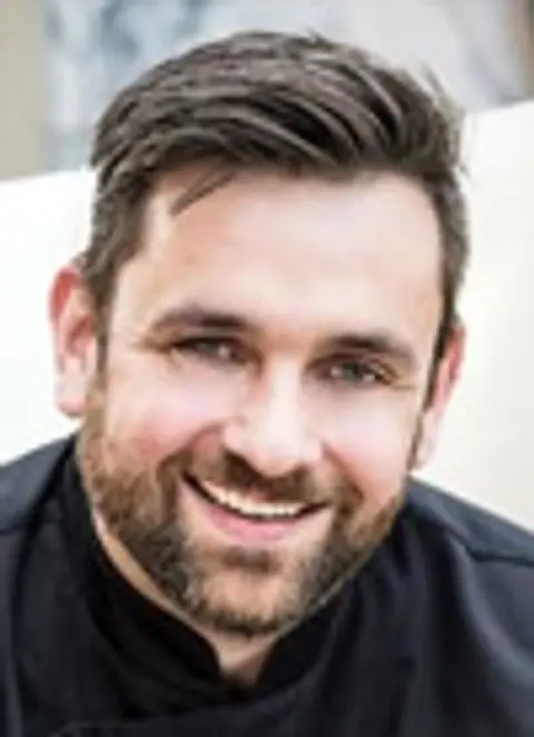 Martin Knaubert