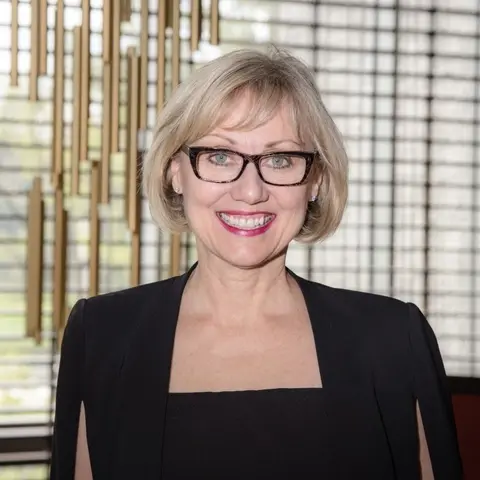 Suzanne Neufang