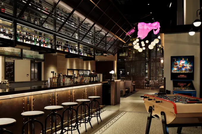 Moxy Osaka Shin Umeda ......