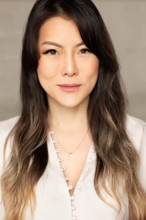 Jenni Hwang