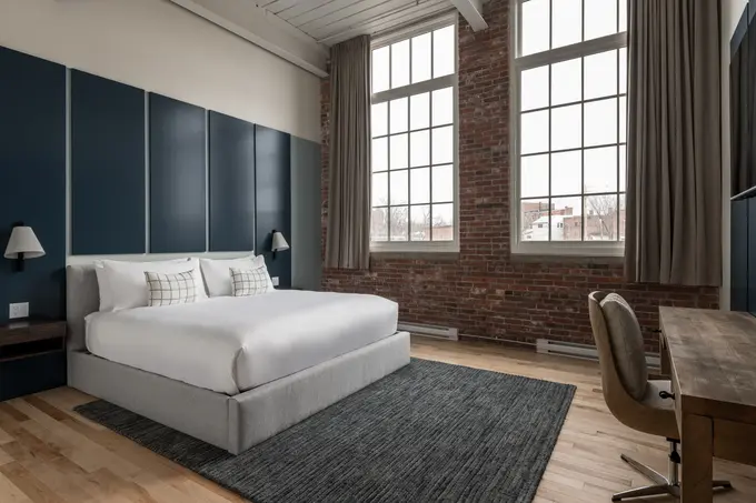 The Skowhegan by Kasa ......