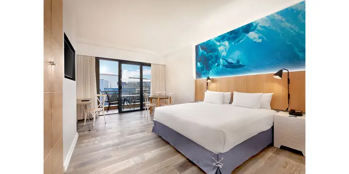 Protea Hotel Fire & Ice! by Marriott Durban uMhlanga Ridge ......