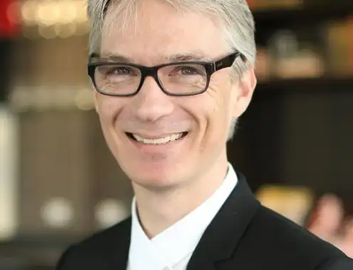 Eben Hewitt