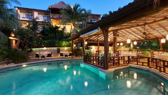 Tamarindo Diria ......