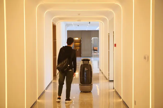 Your Next Guest Is A Robot: How AI Is Rewriting The Path To Booking
