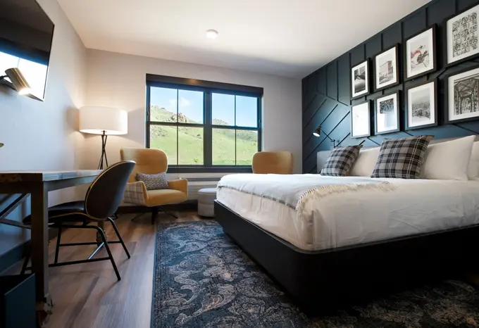 The Eddy Taproom & Hotel ......