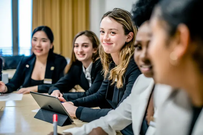 6 ways our cultures shape how we work together in a globalized world