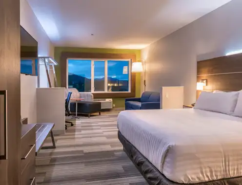 IHG Hotels & Resorts celebrates growth in British Columbia with two Vancouver Island hotel openings
