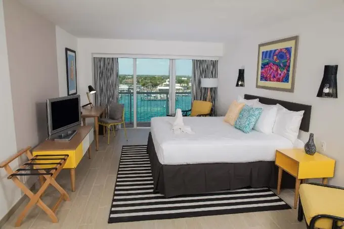 Warwick Paradise Island Bahamas Sets Soft Opening For Oct. 28 ......