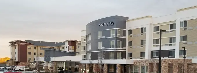 Residence Inn and Courtyard by Marriott ......