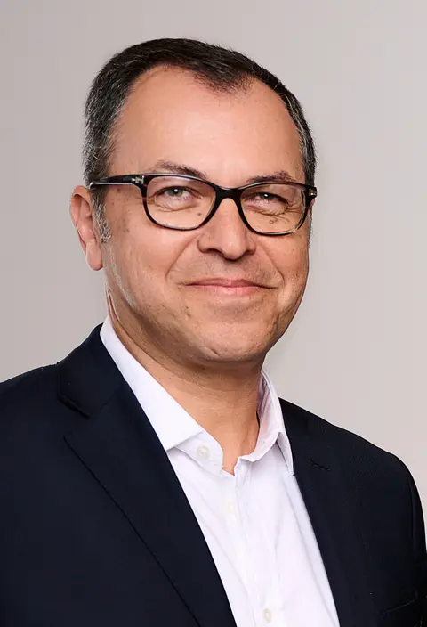 Ferit Ferhangil