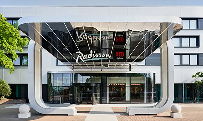 Radisson Hotel & Conference Centre London Heathrow and Radisson RED London Heathrow ......