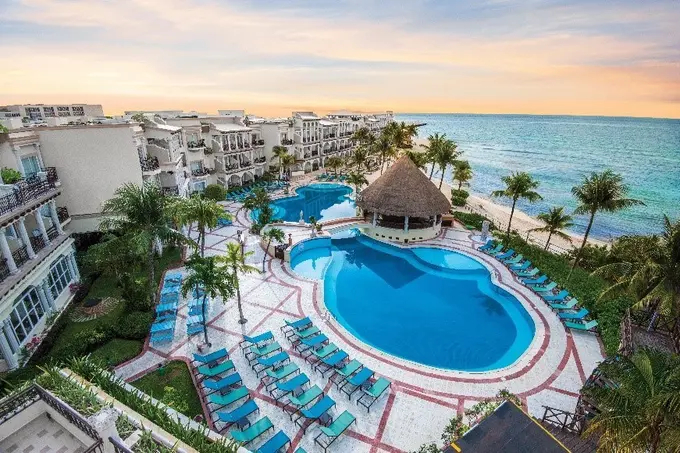 Wyndham Alltra Playa del Carmen, Adults Only All Inclusive ......