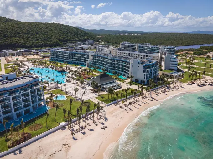 Spring Rises Ocean Eden Bay Adults Only Image 1 ......