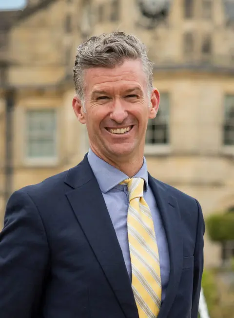 Nuno C