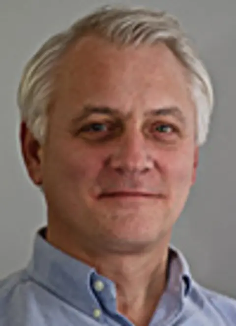 Paul Staveley