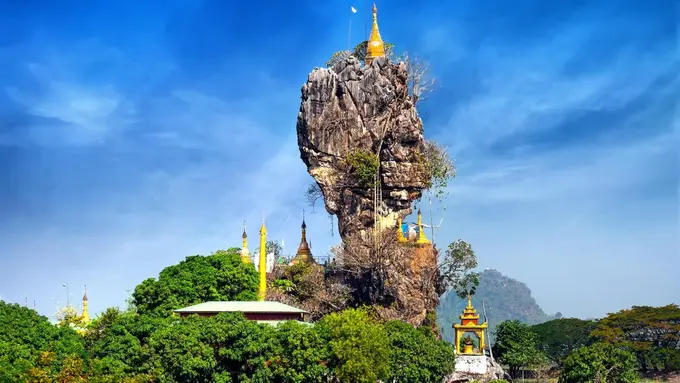 Centra by Centara Hotel Thiri Hpa-An, ......