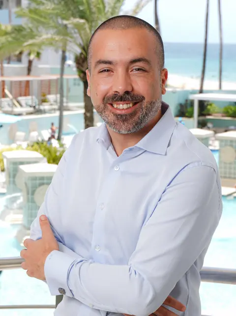 Javier Escola