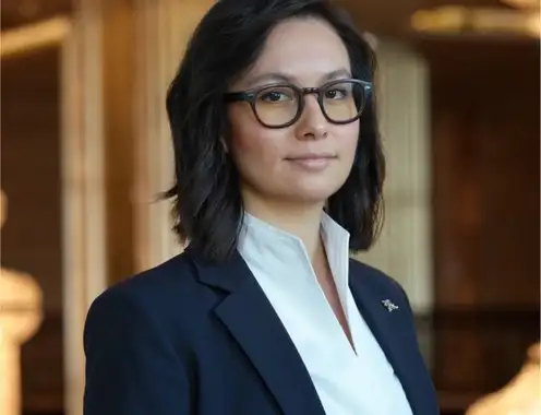 Evelyn Nguyen Van Schwarcz