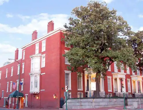 Linden Row Inn