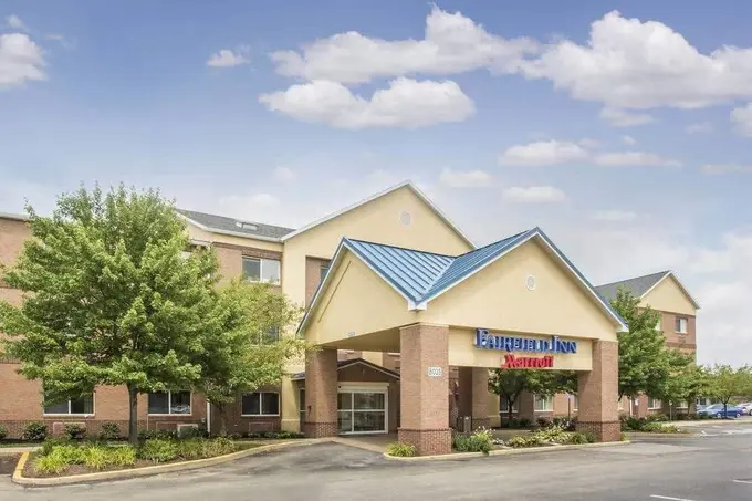 Fairfield Inn & Suites by Marriott Dayton ......