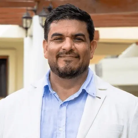 Antonio Ortiz Bell