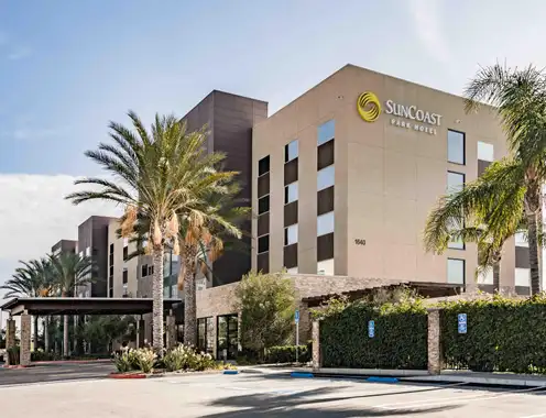 RobertDouglas Advises SunCoast Properties on the Successful Refinancing of the SunCoast Park Hotel Anaheim, Tapestry Collection by Hilton