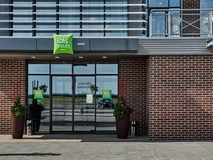 Ibis Styles Otopeni ......