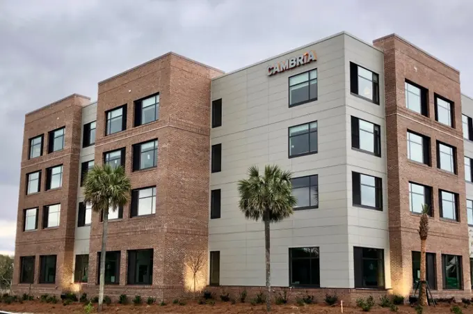 Cambria Hotel Charleston Riverview ......