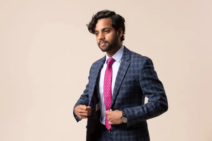 Becoming a hospitality entrepreneur: Bridging cultures & opportunities