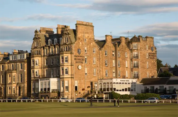 Macdonald Rusacks Hotel ......