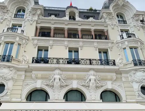 Hôtel de Paris Monte-Carlo: How Heritage Hotels Transform Place into Luxury Value