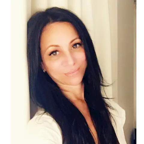 Karla Erales