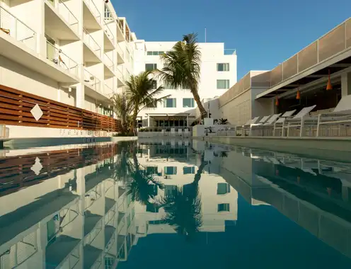 Oliver Hospitality Expands Footprint to Florida with the Addition of The Sarasota Modern, a Tribute Portfolio Hotel