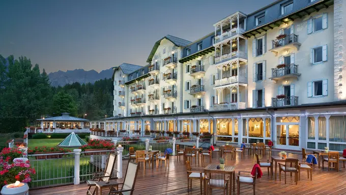 Hotel Cristallo ......