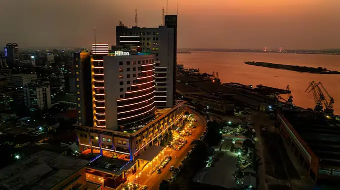 Hilton Kinshasa ......