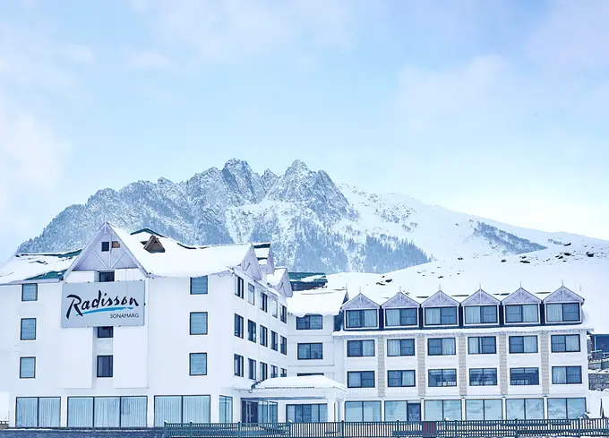 Radisson Hotel Sonamarg ......