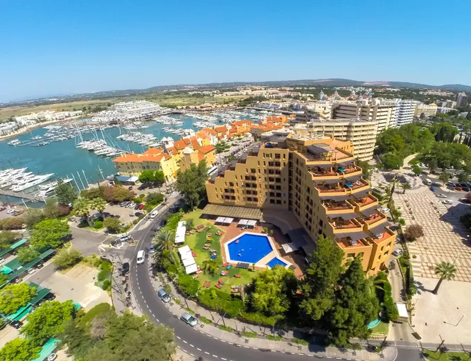 Canopy by Hilton Vilamoura Marina ......