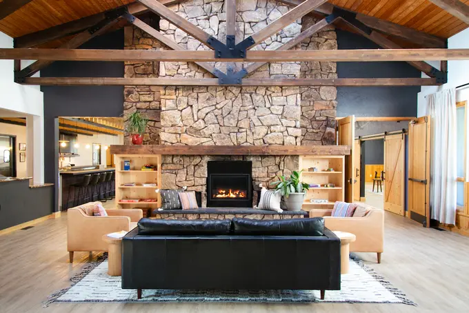LOGE Wolf Creek ......