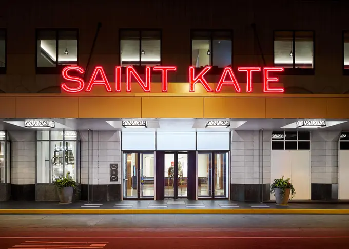 Saint Kate - The Arts Hotel ......