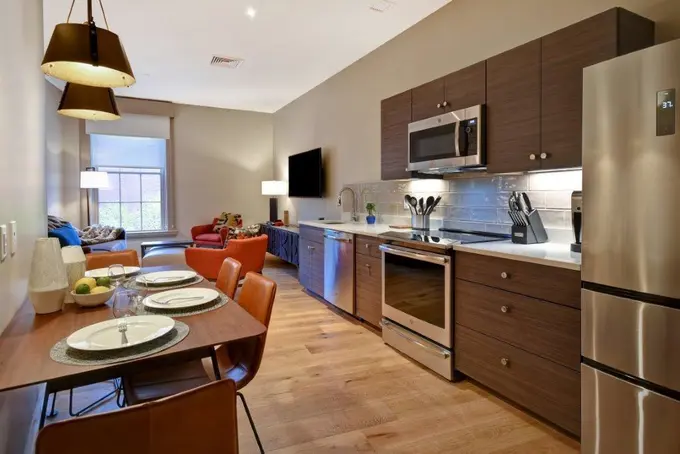 121 MIDDLE an urban inn ......