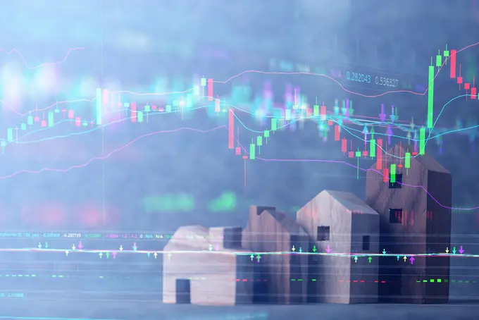 Machines vs Humans: Real Estate Valuation During the Coronavirus Crisis
