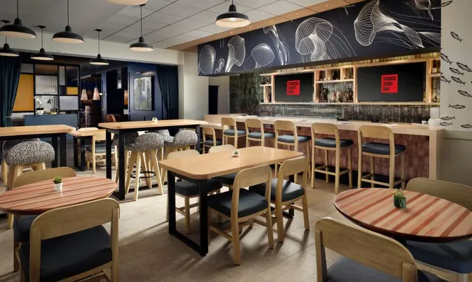 Airport Hotel Revival Done Right at Sonesta LAX
