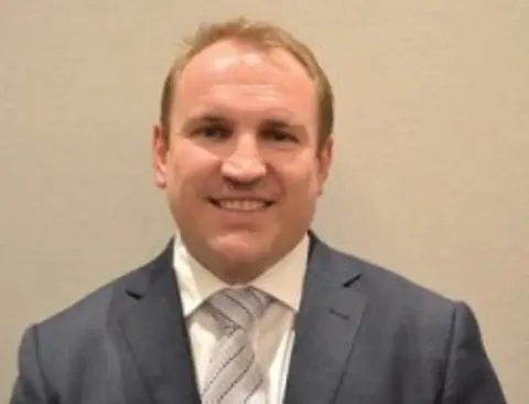 Curtis Mohr