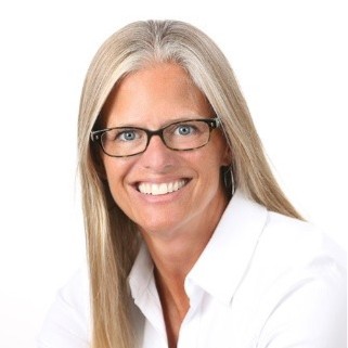 Sandy James
