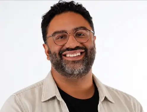 Khalid Ladha, Co-Founder & CEO Roomiy Finance
