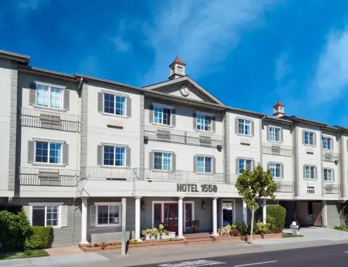 Hotel 1550: Ditching the flag and turning independence into revenue growth