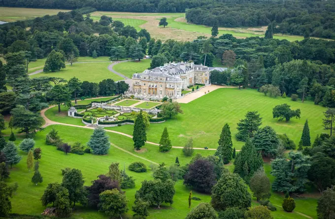 Luton Hoo Hotel, Golf & Spa ......
