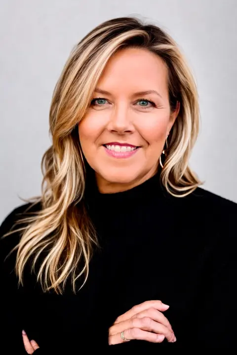 Sara Harper Head Shot 2025